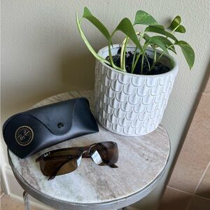 Ray Ban Sunglasses - LIKE NEW